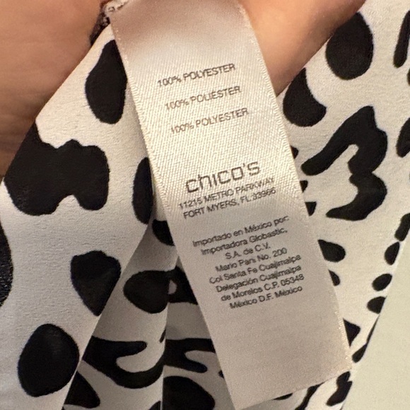 Chico's size 4 Black and White semi sheer Animal Print poncho Blouse - Picture 3 of 7
